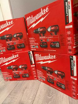 M18 Milwaukee drills kit