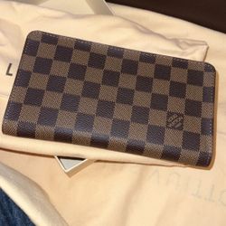Louis Vuitton Damier Wallet