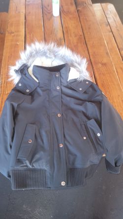 Hollister California All-Weather Collection Size XS