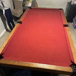 Pool table