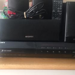 Sony 5 Disc Home Theatre System 