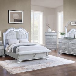 4 PCS QUEEN SIZE BEDROOM SET (BRAND NEW)(((MATTRESS NOT INCLUDED)))