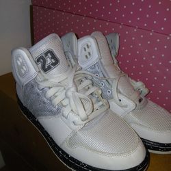 Jordan's  Size 5.5 