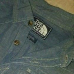 The Northface Jean Men's Short Sleeve Shirt - Size Men's Medium