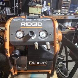 Ridgid 5 Gallon Air Compressor 