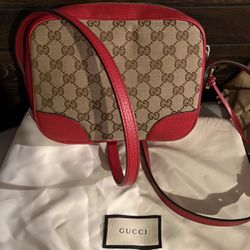 Gucci Purse & Wallet 