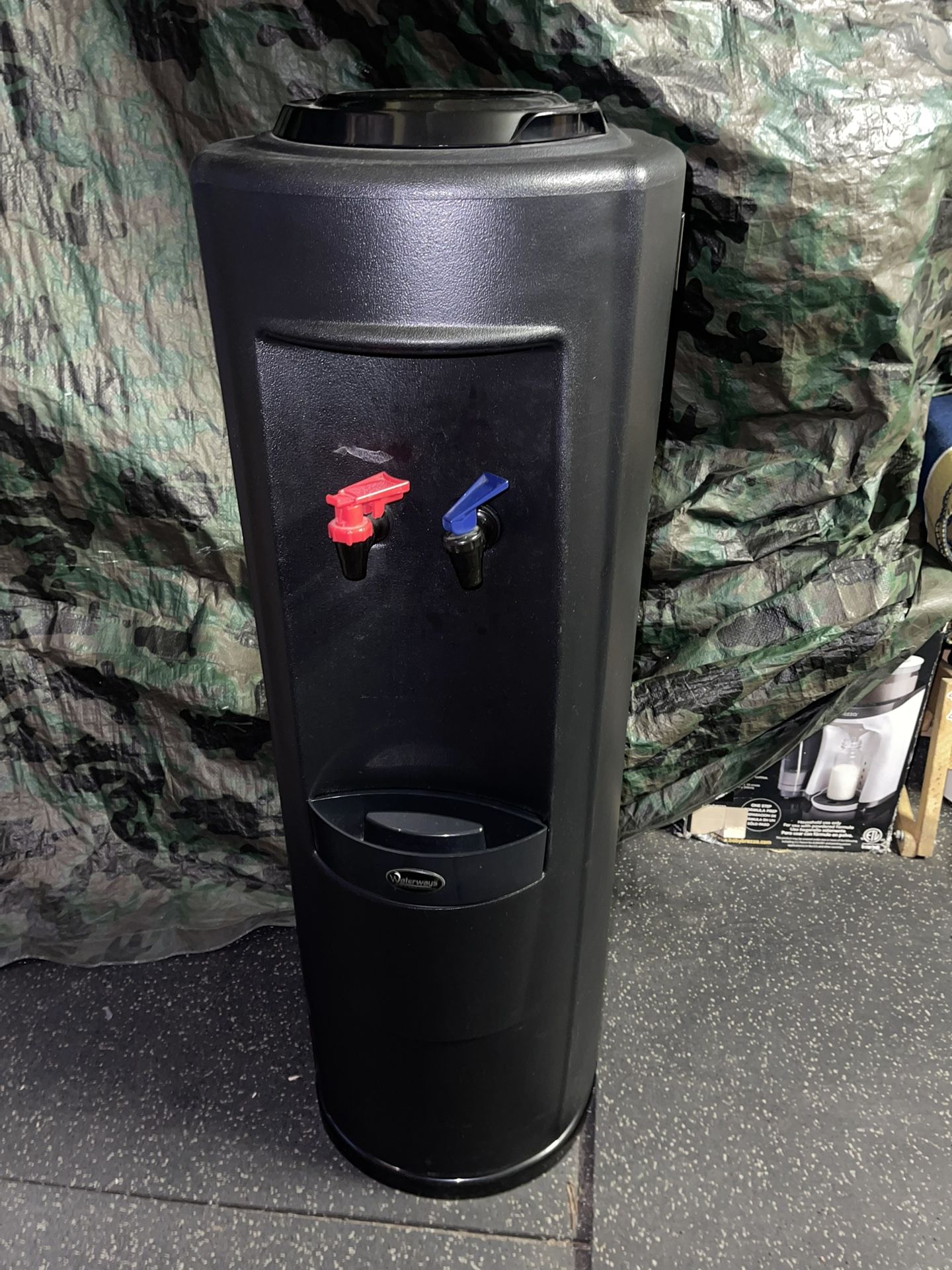 Water Dispenser
