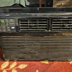 TCL Window AC Unit Black YR. 2021 *Works Great*