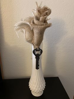 Milk glass vase