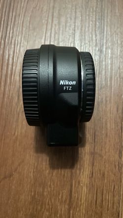 Nikon Mount Adapter FTZ w/ Front Cap/Back Cap - Excellent Condition