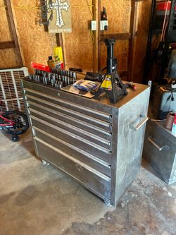3 Mechanics tool box/ with tools