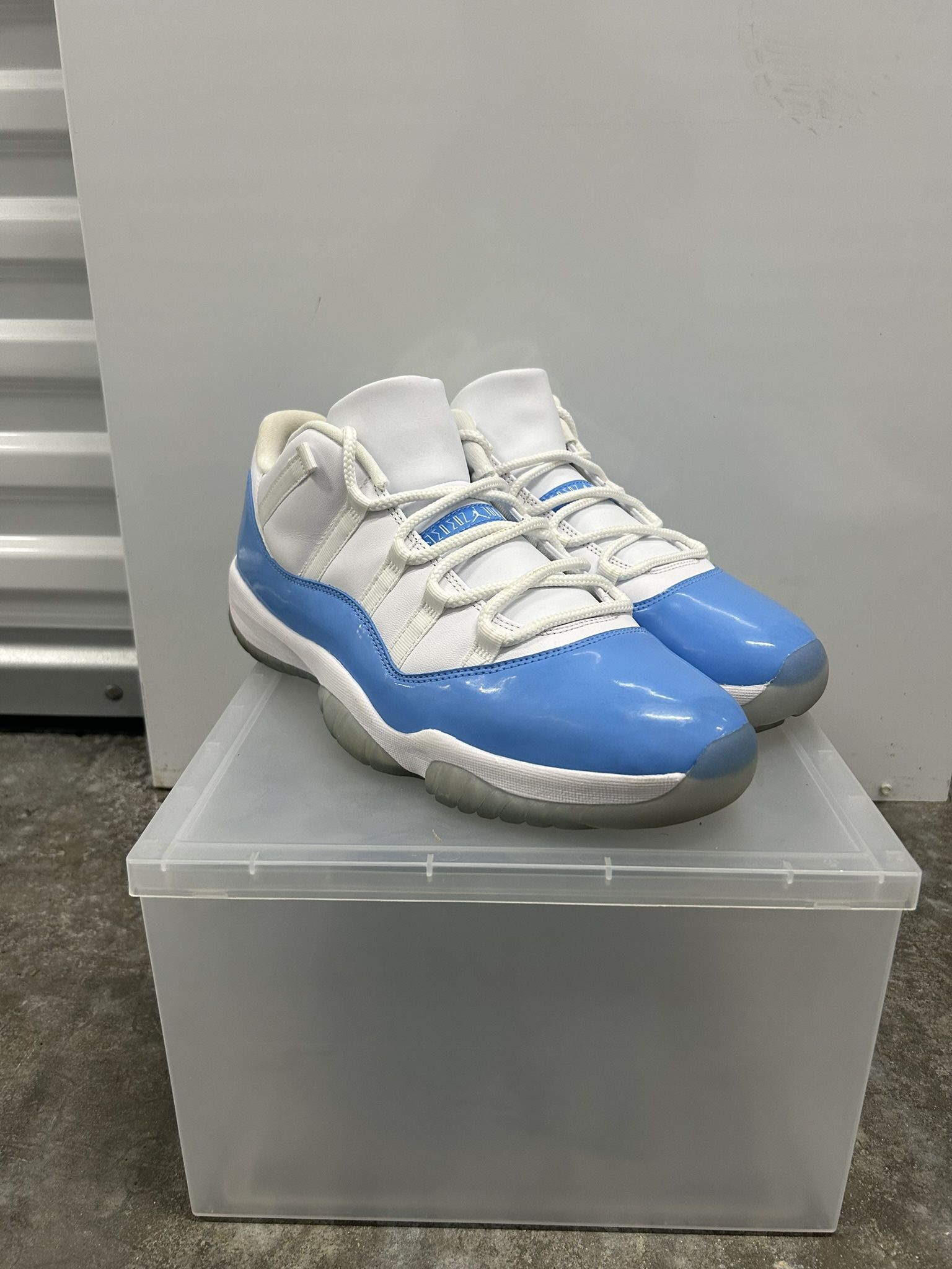 JORDAN 11 LOW UNC - SIZE 13