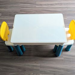 Kids Multifunctional Table and chairs set