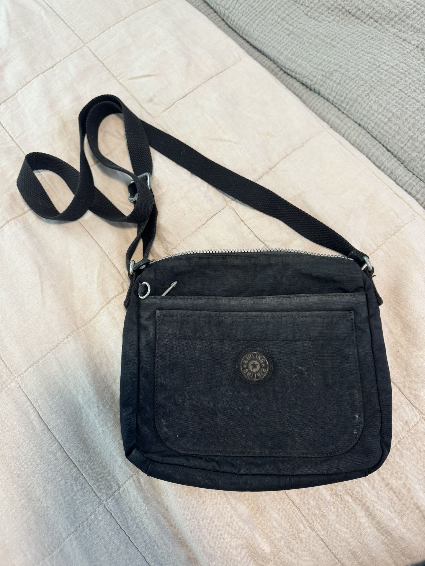 90’s Kipling Black Crossbody Shoulder Bag