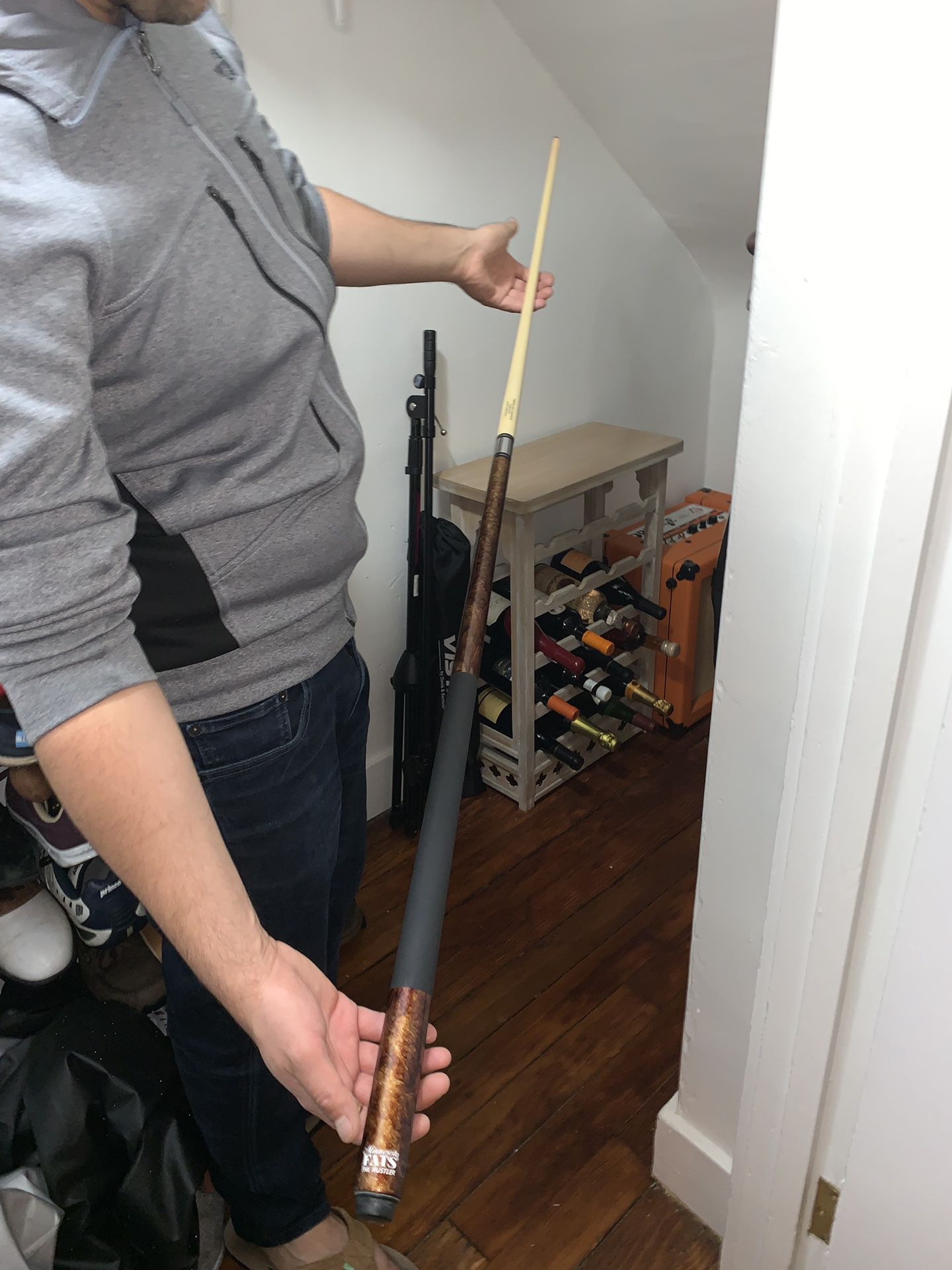 Pool cue with bag