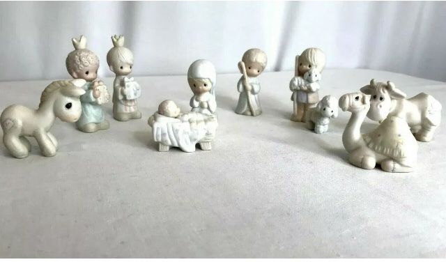 10 PC PRECIOUS MOMENTS 1982 JONATHAN & DAVID E-2395 NATIVITY FIGURINES