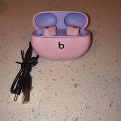Pink Beats Studio Buds