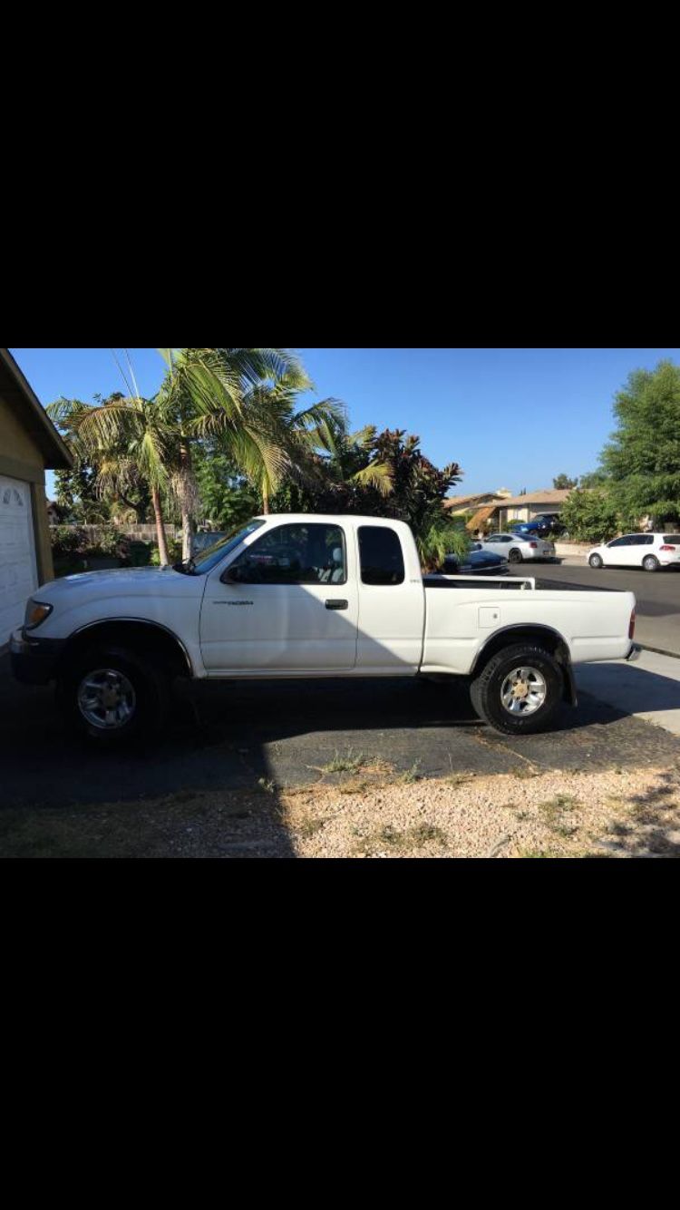 2000 Toyota Tacoma