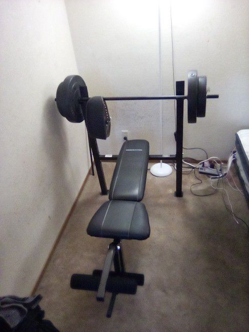 Competitor Weight Bench