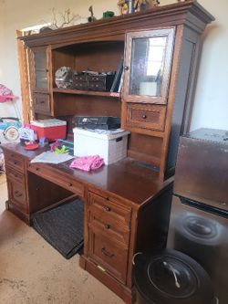Free Desk.