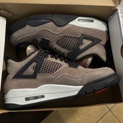 Air Jordan 4s Toupa Haze