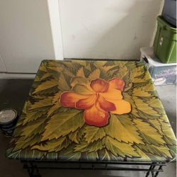Coffee Table - Hibiscus flower detail