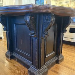 Habersham Kitchen Island