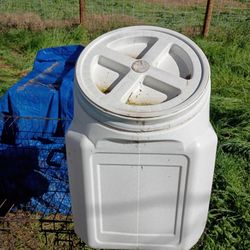 Dog Food Storage 