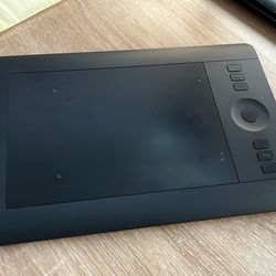 Wacom INTUOS PRO Small PTH-451
