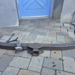 2001 Ford Expedition Tow Hitch And Spare Tire And Spare Tire Bar