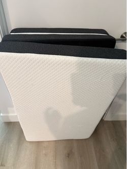 Foam Mattress Topper with Non-Slip Bottom