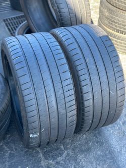 PAIR OF TIRE 285 35 20 MICHELIN 85% LIFE