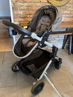 Graco Stroller + Bassinet