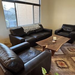 Leather Furniture Set Smoke Free Pet Free Like New