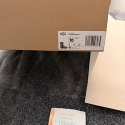 Brand new boots – never worn Size 10