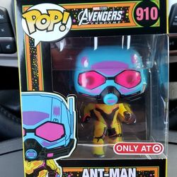 ANT-MAN FUNKO POP BLACK LIGTH TARGET