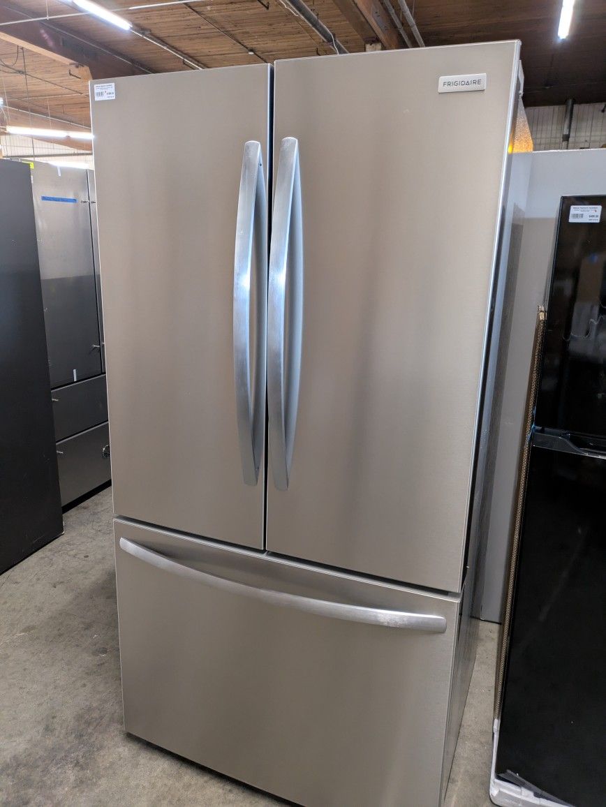 Frigidaire FRFN2813AF
36 Inch Freestanding French Door Refrigerator