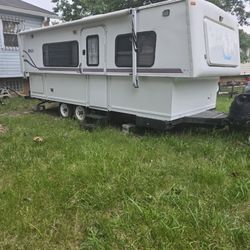 HILO  Camper