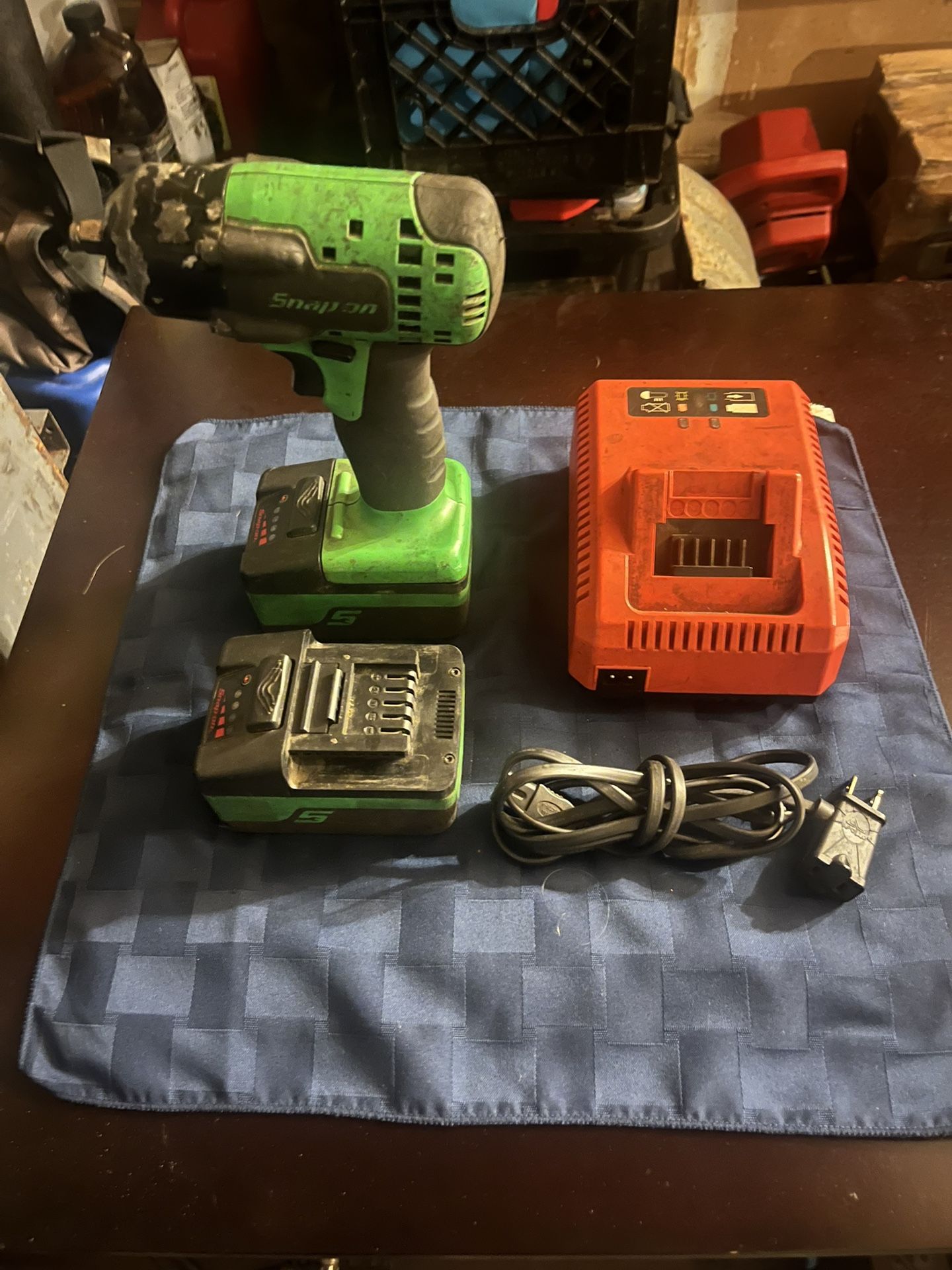 Snap On Impact Driver with 2-Batteries, Charger