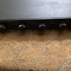 SVL 6 Speaker Selection Volume Control System. NO CORDS