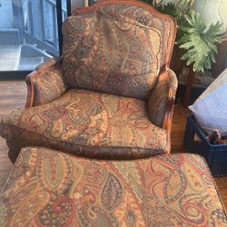 Chair With Ottoman 