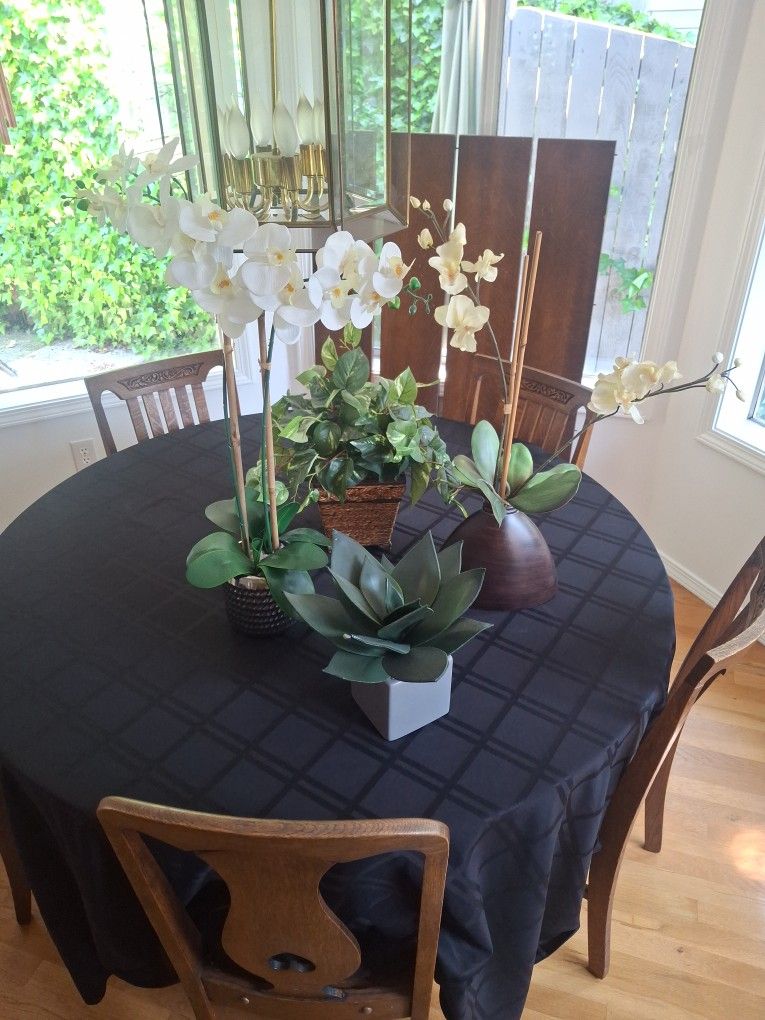 Fake Plants/flowers