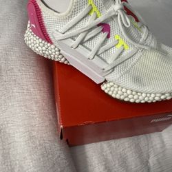 Puma Sneakers size 6 1/2