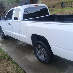 2006 Dodge Dakota