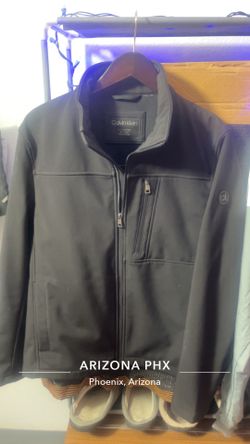 NEW: Calvin Klein men’s black soft-shell jacket (size med)