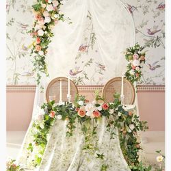 Lings Moment Sweetheart Table Garland