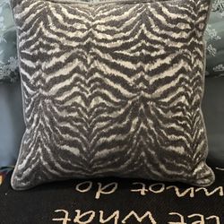 Throw Pillows