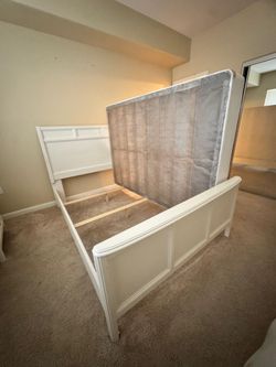 Full size bed set dresser and night stand