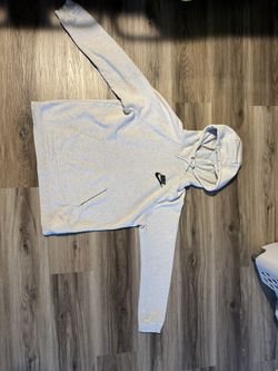 Women’s size large Nike pullover hoodie