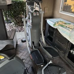 Star Trac Elite Eliptical